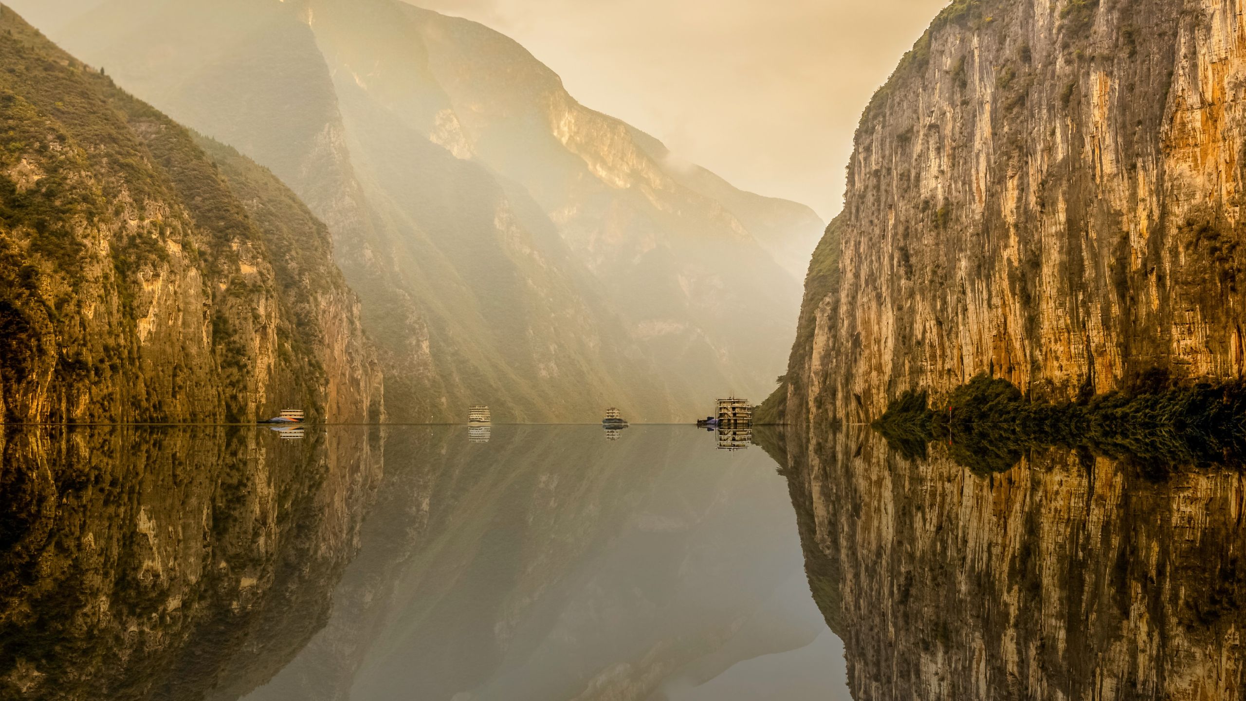 Yangtze Reflections