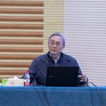 丁一匯院士做客長江大講堂